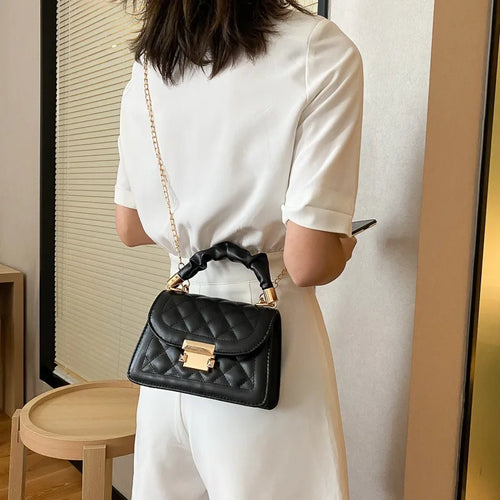Chain Mini Square Bag – Classic Crossbody Handbag